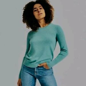 Everlane cashmere crew, Medium